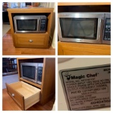 Amish Oak Microwave Stand with Magic Chef Microwave