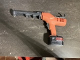 Milwaukee Caulk and Adhesive Gun with Battery