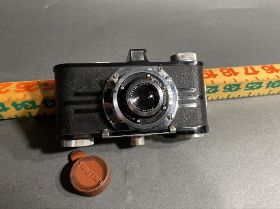 Vintage camera F Deckel Munchen Compur 35mm