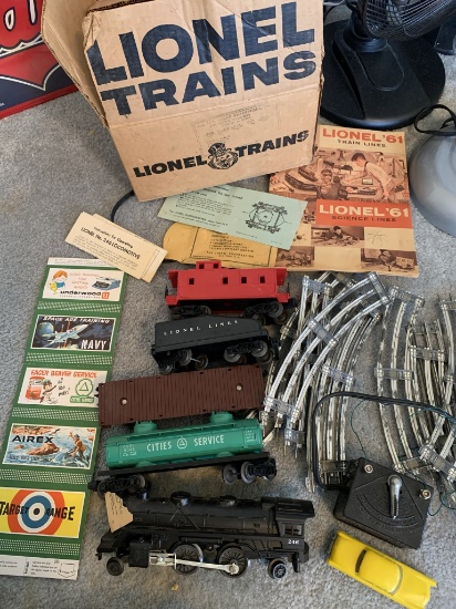 1961 Lionel Train Set.  See Photos