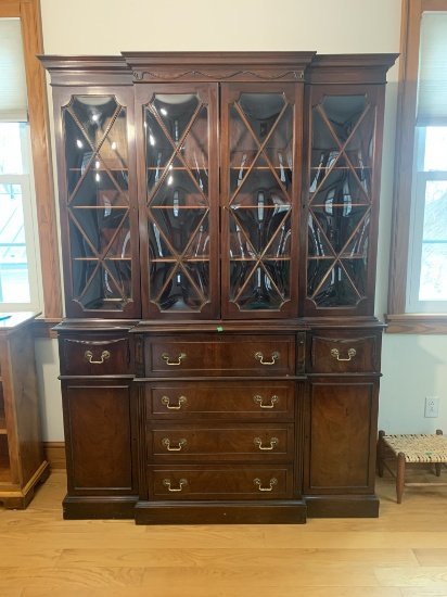 China Hutch with Nice Pillow Glass Doors