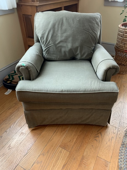 Pembrook Green Upholstered Chair