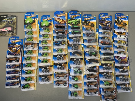 Large Group of Hot Wheels & 1 Greenlight SE County Roads 76 Chevrolet