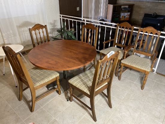 Table and Six Chairs Set