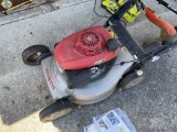 Nicer Honda Gas Lawn Mower