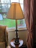 1 Table Lamp