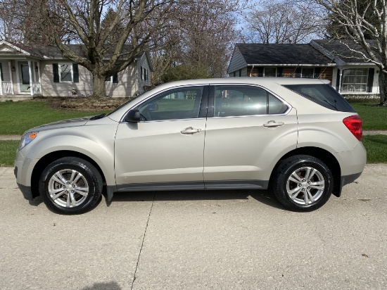 2013 Chevy Equinox w/43,455 Miles Excellent Condition