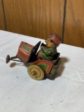 Vintage Windup Tin Toy - not in working order