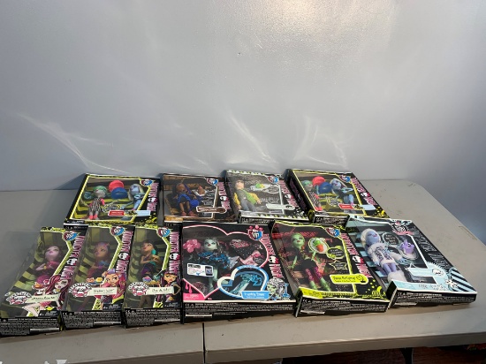 Great Group of Monster High Collectible Dolls