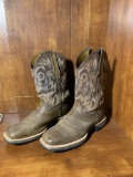 Durango Mens Size 9.5 Cowboy Boots