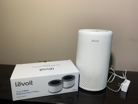 Levoit True Hepa Air Purifier with a Extra Filter.  Model Vista 200. Works