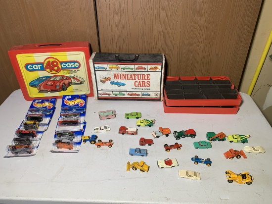 Great Group of VIntage Toy Cars Including - Lesney, Matchbox, Aurora, Tootsie Toy, Hot Wheel