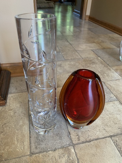 2 Decorative Vases