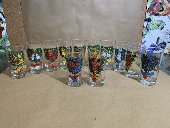 Vintage 12 Days of Christmas Drinkware