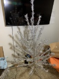 6 Foot  Vintage Aluminum Christmas Tree (Complete)