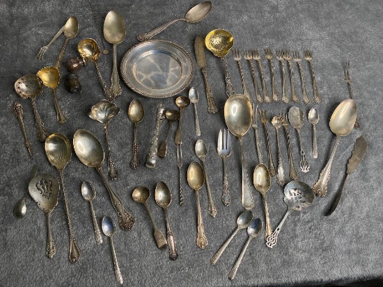 Large lot assorted sterling silver pieces 1,217 grams