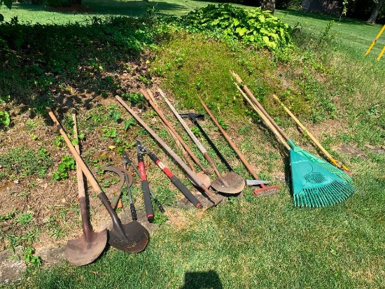 Rakes, Shovels, Loppers & More