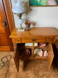 Cabinet, contents, vintage lamp, carnival glass lot