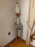 Vase Stand with Vase
