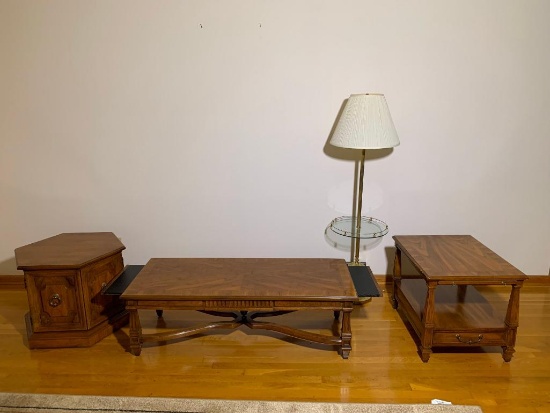 Coffee Table, 2 Side Stands & Table Lamp