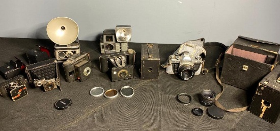 Group lot of Vintage & Antique Cameras