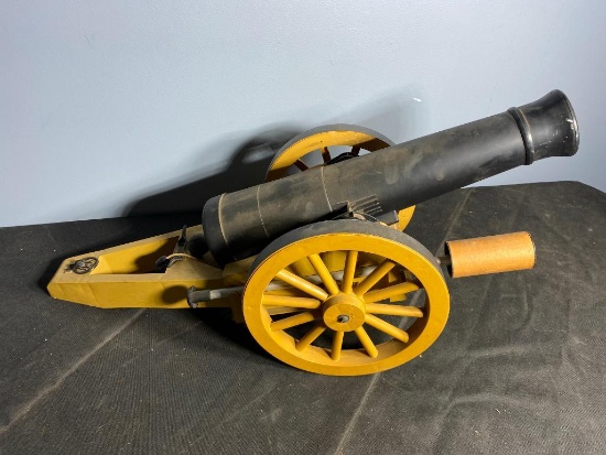 Vintage Remco Large Sized Toy Civil War Cannon