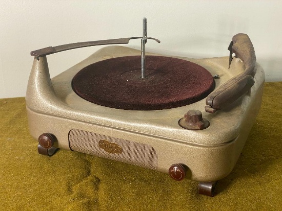 Vintage VM Portable Record Player