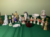 Group of Ceramic Figurines, Vintage Christmas 
