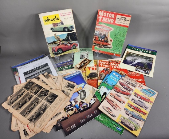 Vintage Automobilia Magazines