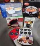 New is Box Pizza Maker, Whoopie Pie Pan, Fondue Set and More