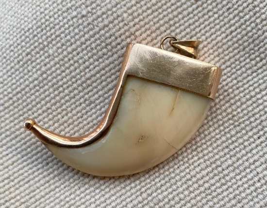 Victorian 9k Gold Claw Pendant