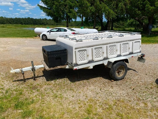 Nicer 10 Hole Sporting Dog Transportation Trailer by Dog Equipment Inc.