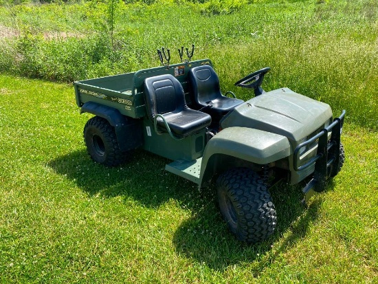 2003 John Deere Gator 4x2 Utility Vehicle Hydraulic Dump Bed - Trail Model