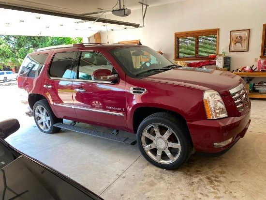 2007 Cadillac Escalade SUV Nice Garage Kept 113,139 miles