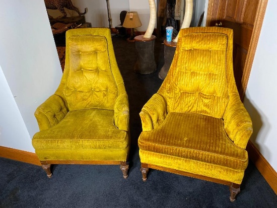 2 Retro Chairs