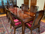 Beautiful Bernhardt Dining Table with 8 Chairs