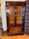 Beautiful Bernhardt Cabinet