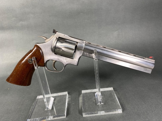 Dan Wesson Model 744 44 Magnum Revolver