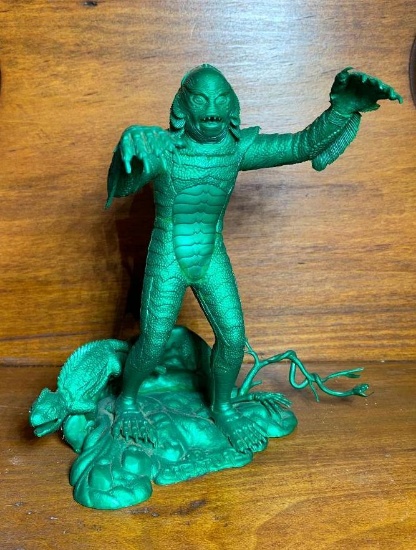 Vintage 1963 Aurora Plastics Corp. Universal Pictures The Creature From the Black Lagoon Model