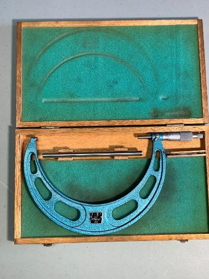 Fowler Micrometer with Case