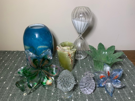 Group of Art Glass, Onyx Vase & Hourglass