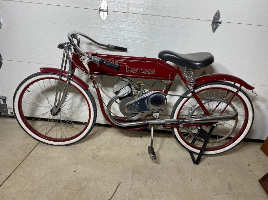 1910 Harley Davidson Replica Motorcycle with Whizzer Motor