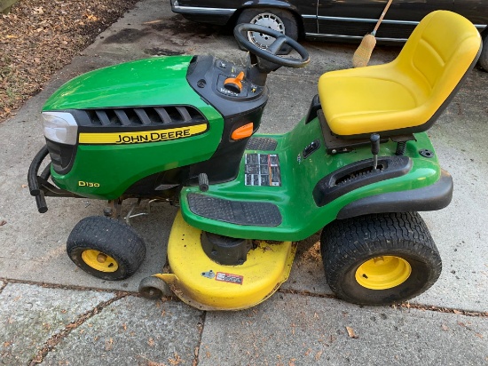 Nice! John Deere D130 Riding Lawn Mower, with 198 hours, See Video, 22HP Engine.