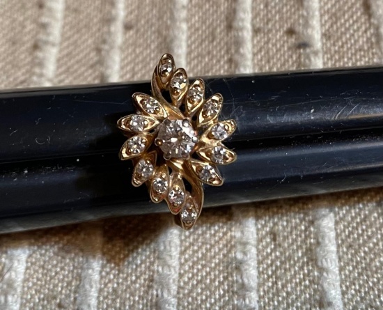 Vintage 14k gold & Diamond Cocktail Ring Sz 6.5 - 5.3 grams - .38 ctw