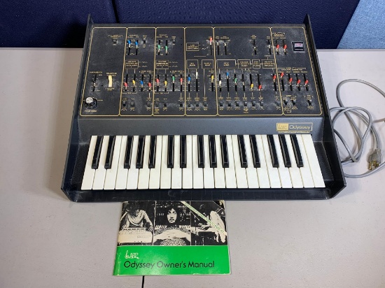 MISSING PARTS, NOT TESTED. ARP Model 2813 Synthesizer with Manual