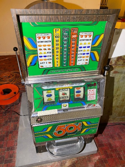Vintage Bally's 50 Cent Casino Slot Machine Works Mod. 1090-1