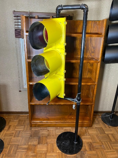Vintage Traffic Stop Light on Stand with Swivel - Lights Up!