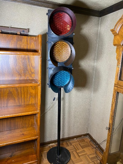 Vintage traffic Stop Light - Works - Lights Up!