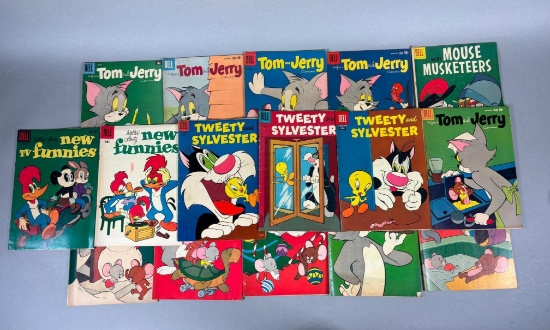 Group Lot of 16 Vintage Comic Books 10 Cent Tom & Jerry, Tweety etc