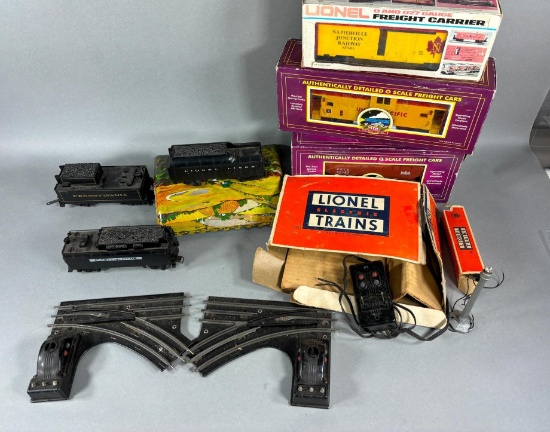 Group Lot of Model Railroad Lionel Tenders, Cars in Boxes and More